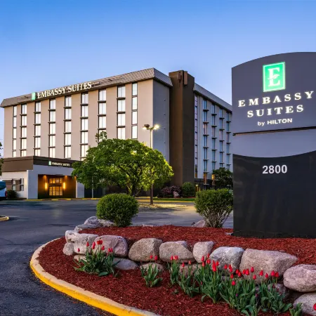 Embassy Suites by Hilton Bloomington Edina