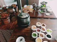 Bwalk Hotel Malang - Morgenmad