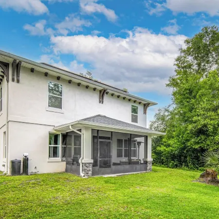 3 Mi to Usf: Dog-friendly Home w/ Large Yard