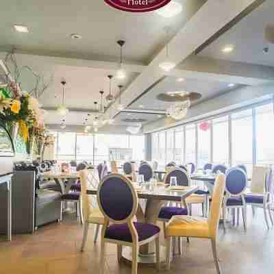 Queen Margarette Hotel - Downtown Dining/Meeting Rooms