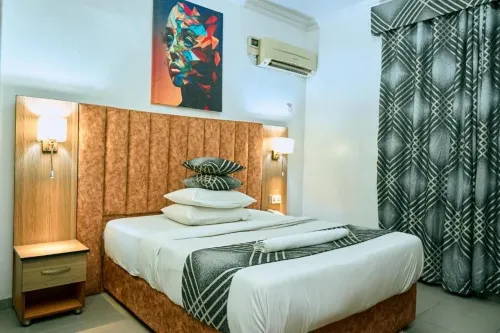 CrownEdge Hotels
