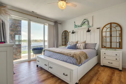 Furnished Porch, Resort Pools! Lands End Condo - 3 tähden