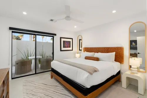 NEW The Dreyfus Resort Pool Designer Home - Bungalows