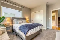 Walk to Empower Field: Townhome w/ Hot Tub! - Bungalows
