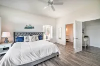 Waterfront Scotland Beach Retreat w/ Private Beach - balcony