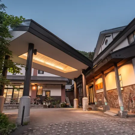 Shirabu Onsen Higashiya