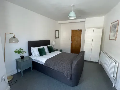 The Nook - 2-Star