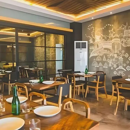 La Fiesta Hotel