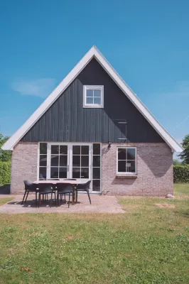 Cozy Furnished House with Garden Near Nature Reserve - Wifi