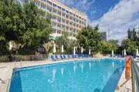 Navarria Blue Hotel - Kolam Renang