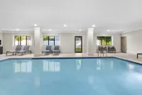 Hampton Inn Portage - 2-Star