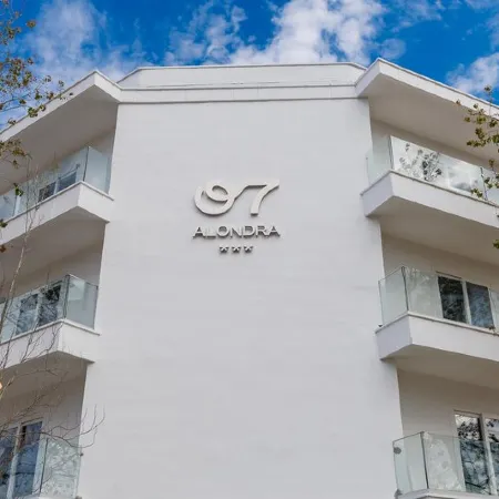 Hotel O7 Alondra