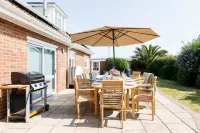 Beach House for 10 with Hot Tub & Garden - Jacuzzi