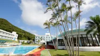 Hotel Caretta - Kolam Renang