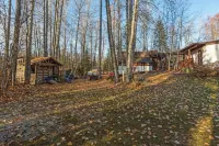 Anchorage Studio Bordering an Active Salmon Stream -  Appartamenti vacanze