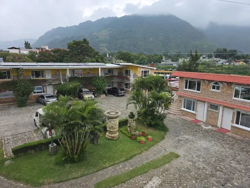 Hotel Paradise Inn - Mountain view