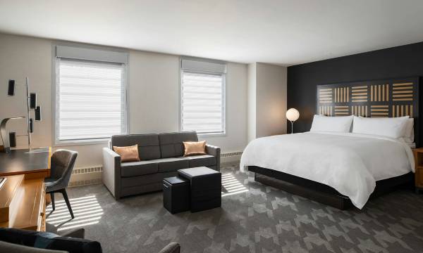 Renaissance des Moines Savery Hotel