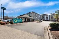 Quality Inn & Suites North Little Rock - Parkering