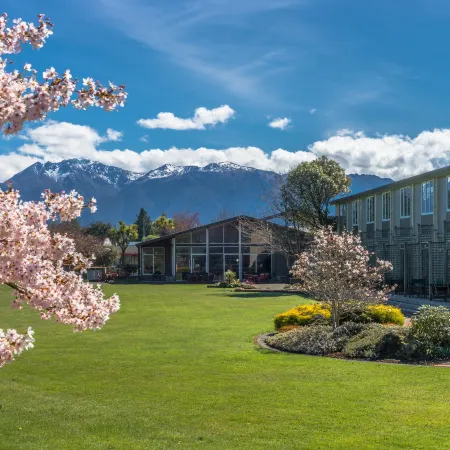 Distinction Te Anau Hotel & Villas Hotels in Te Anau