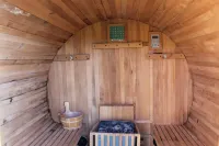 Stone Circle Glamping - 3-Star