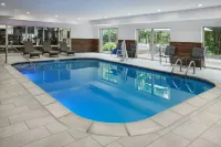 Fairfield Inn & Suites Detroit Farmington Hills - Pet friendly