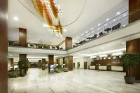 DoubleTree by Hilton Hotel & Conference Centre Warsaw - Airport Shuttle