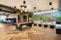 Tru by Hilton Harbison Columbia - parking