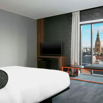 Aloft Liverpool Hoteles cerca de Distrito de Cavern