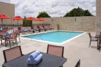 Courtyard Austin Pflugerville and Pflugerville Conference Center - Swimmingpools