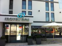 Motel One München-Garching - 3 estrellas