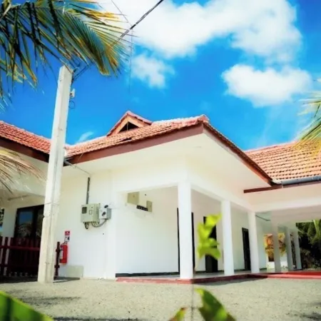 Adam's Palm Resort Hotels in Mannar