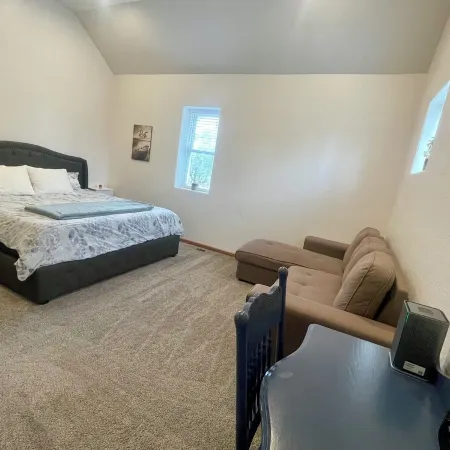 4 bedrooms 3 bath, Tranquil Home, Master suite & Jet tub, Mins from Hot Springs Hotel di Thermopolis