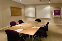 Premier Inn Manchester Airport (M56/J6) Runger Lane South - Wifi
