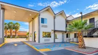 Motel 6 Blythe, CA - South - parking