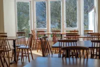 Rowardennan Youth Hostel - Beach