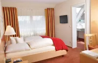 Romantik Hotel Schmiedegasthaus Gehrke Các khách sạn ở Bad Nenndorf