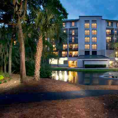 Holiday Inn Express Hilton Head Island Hotel Exterior