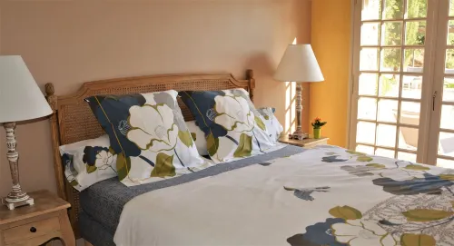 Villa Aurélie Sea View, 500m to Beach and Shops - Hot Tub