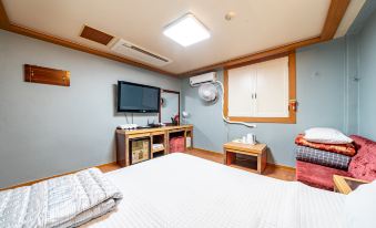 Busan Yeongdo Taejong Parktel