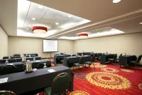 Embassy Suites by Hilton Cleveland Beachwood - parking