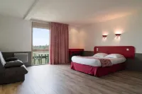 Logis Hôtel Restaurant la Vieille Ferme, Mâcon Nord Hotels in Clessé