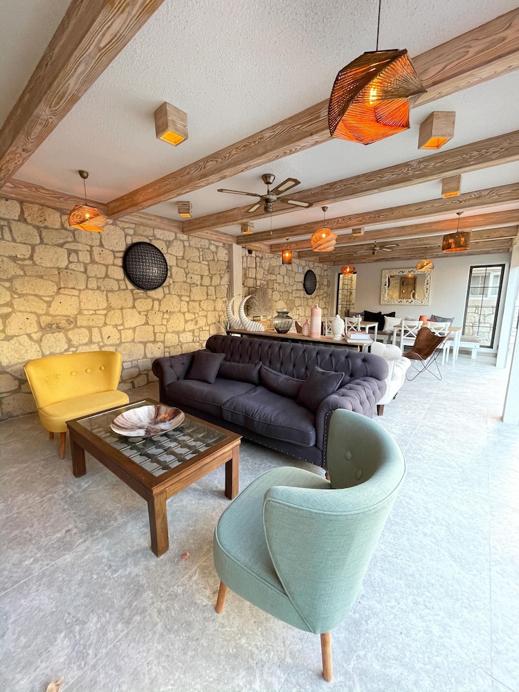 Monk Hotel Alacati - Adults Only