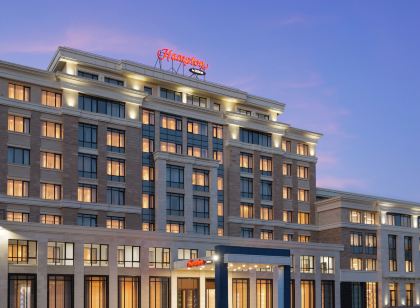 Hampton by Hilton Astana Triumphal Arch