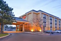 Hampton Inn & Suites Detroit/Chesterfield Township فنادق في ماونت كليمنس