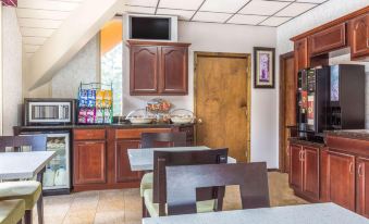 Howard Johnson by Wyndham Athens