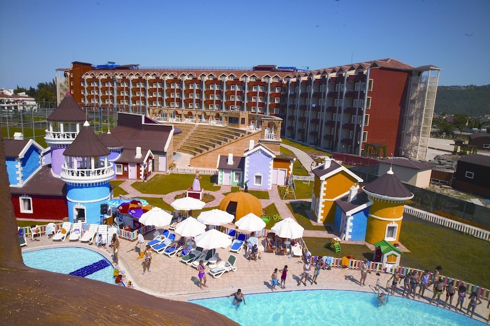 Rox Royal Hotel - All Inclusive