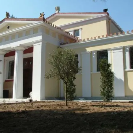 Neda Hotel