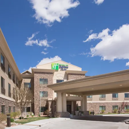 Holiday Inn Express & Suites LOS ALAMOS ENTRADA PARK by IHG