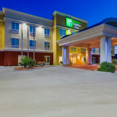 Holiday Inn Express & Suites ALPINE SOUTHEAST by IHG Hotels in Alpine