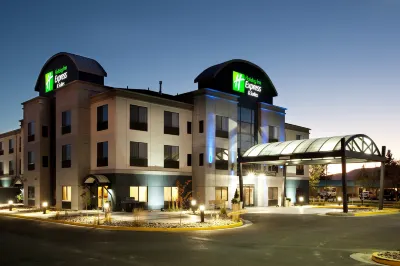 Holiday Inn Express & Suites ROCK SPRINGS GREEN RIVER by IHG Отели в г. 